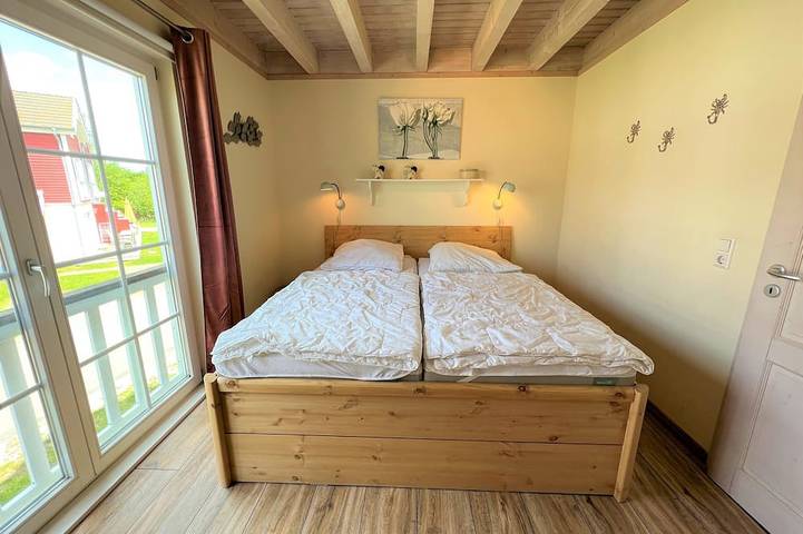 Ferienhaus für 6 Personen, mit Terrasse und Garten sowie Sauna, mit Haustier in Hansa-Park - 4