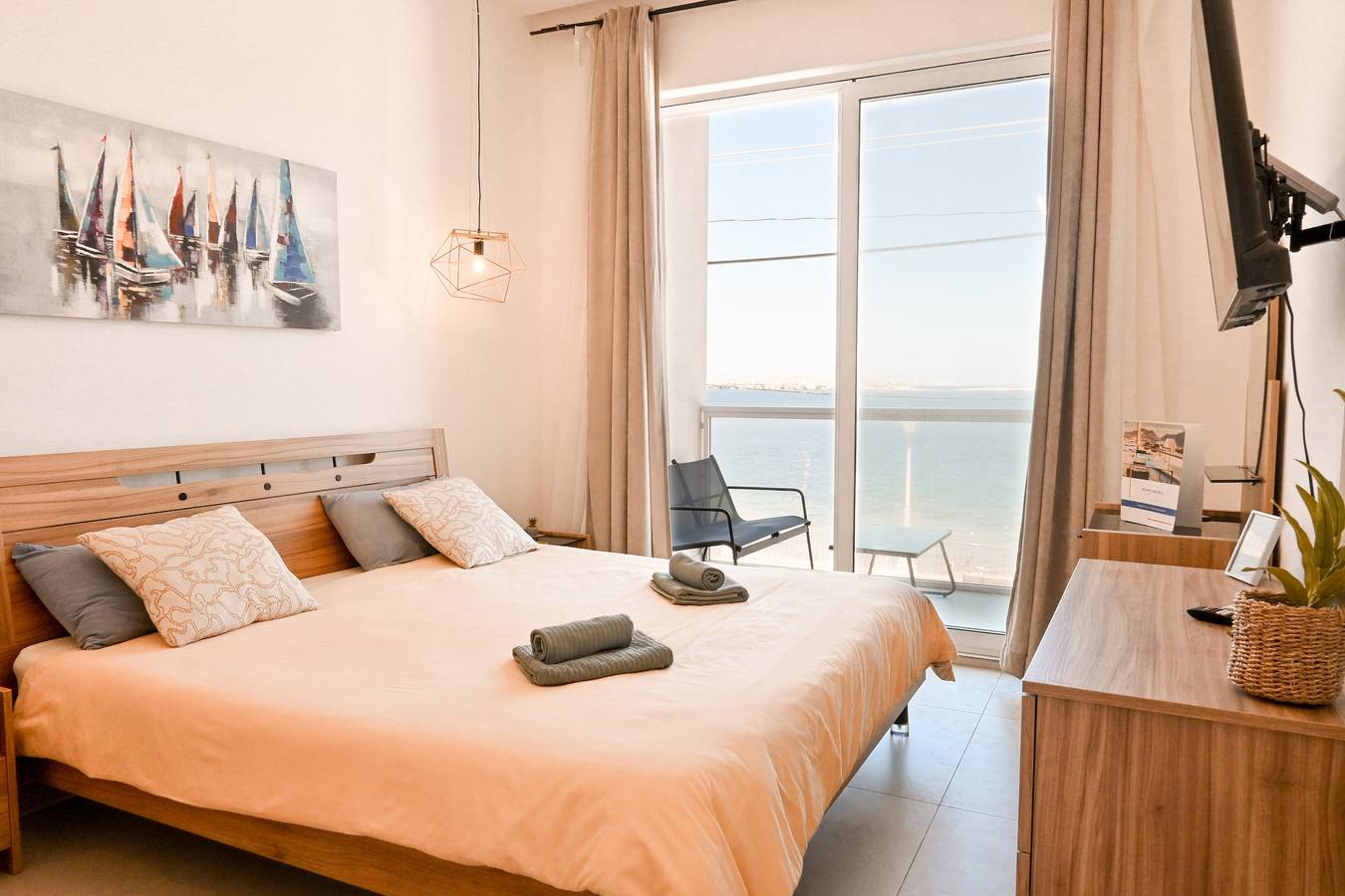 Appartement entier, Exceptional Sea View Apart St Paul's Bay in Qawra, St. Paul's Bay