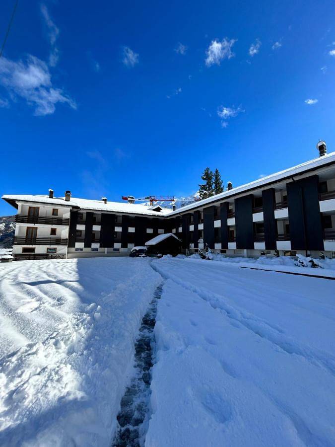 Appartamento per 6 persone, con Balcone e Terrazza a Folgarida