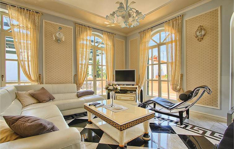 Ferienhaus für 14 Personen, mit Terrasse in Poreč - 3