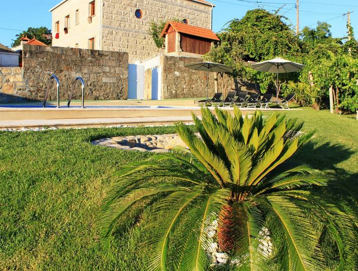 Casa de Férias 'Casa Das Cortes Em Melgaço' com Vista para a Montanha, Piscina Privada e Wi-Fi in Melgaço, Distrito de Viana do Castelo