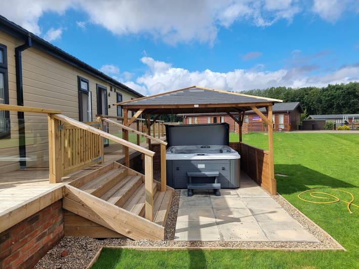 Albergue para 4 personas, con jacuzzi y jardín, Familias con niños - 1