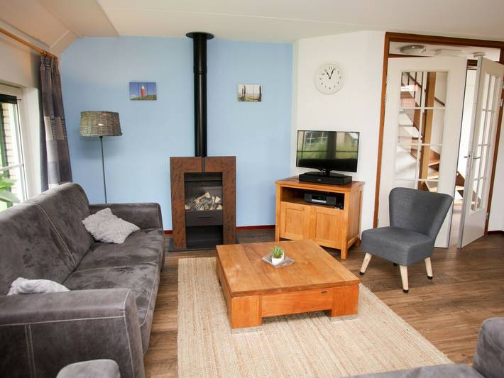 Ferienhaus für 6 Personen, mit Pool und Garten sowie Terrasse, kinderfreundlich in De Koog - 2