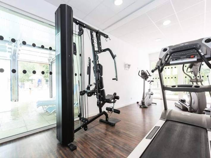 Gîte pour 2 personnes, avec piscine et terrasse, animaux acceptés dans Port d'Hourtin - 3