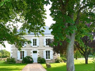 Gîte pour 8 personnes, avec jardin à Migné