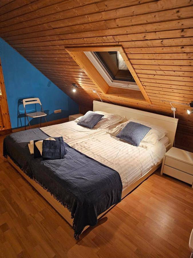 Ferienwohnung für 8 Personen, mit Balkon und Ausblick in Veldenz - 4