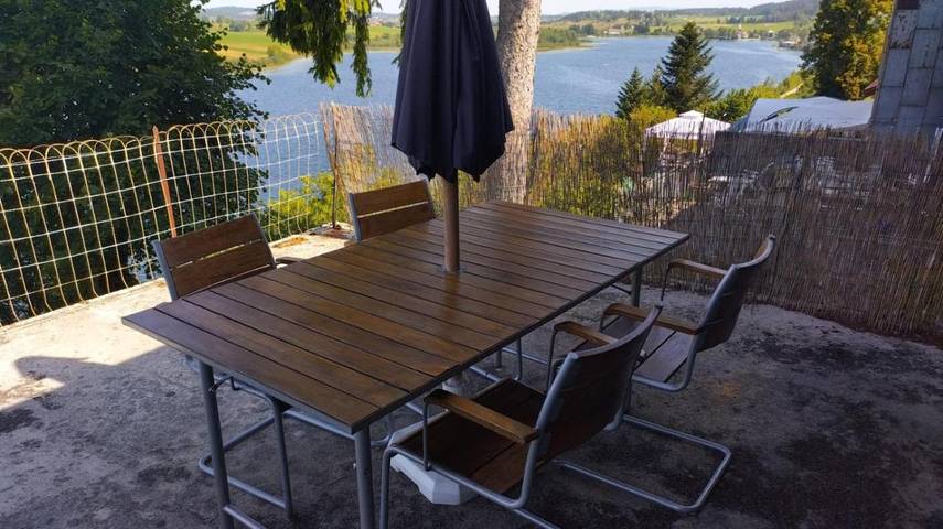 Vacation rental for 6 people, with Terrace and Lake view as well as View in Jura