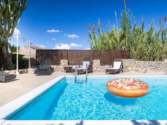 Location de vacances pour 7 personnes, avec jardin à Castellammare del Golfo - 2