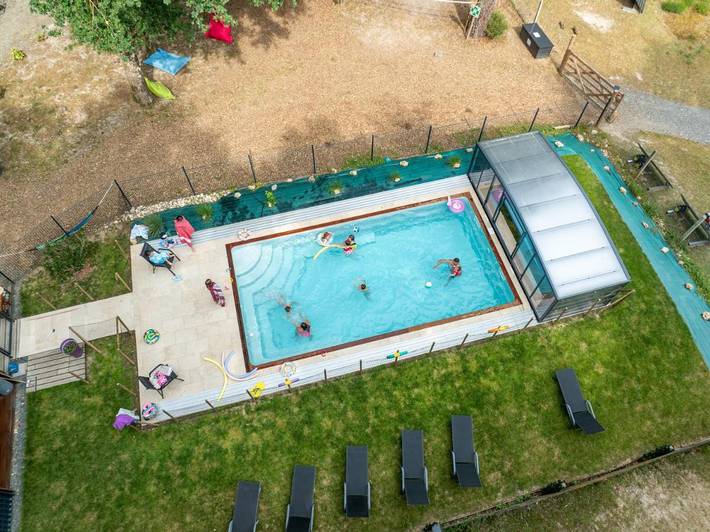 Gîte pour 4 personnes, avec terrasse ainsi que piscine et jardin, animaux acceptés à Mesland