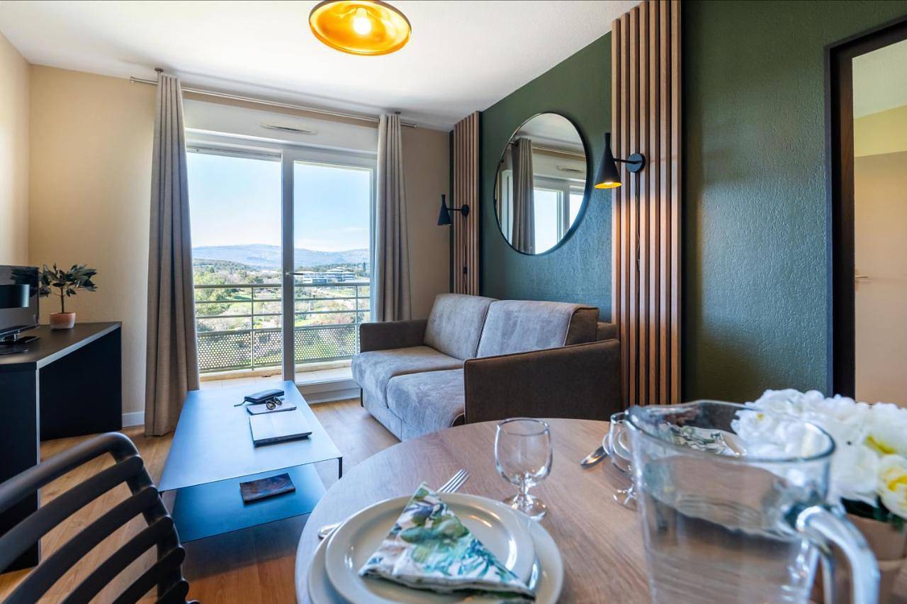 Nemea Appart Hotel Green Side Biot Sophia Antipolis in Biot, Côte méditerranéenne (France)