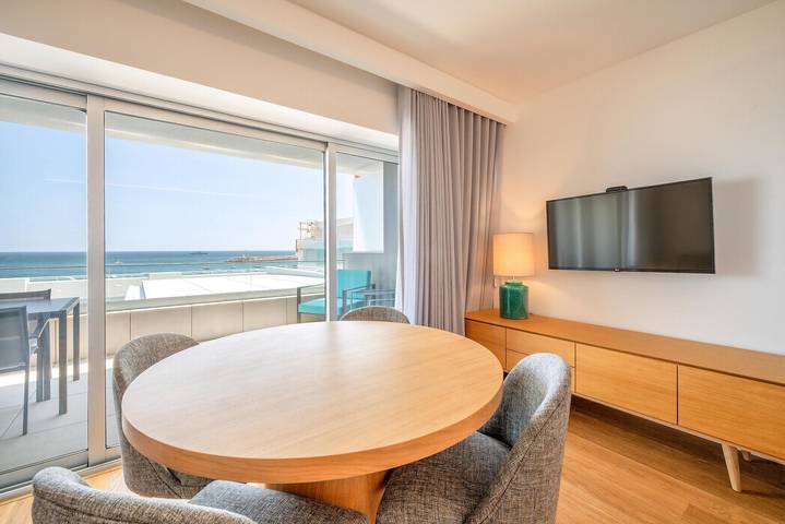 Gîte pour 4 personnes, avec Balcon ainsi que Terrasse et Piscine à Sesimbra - 3