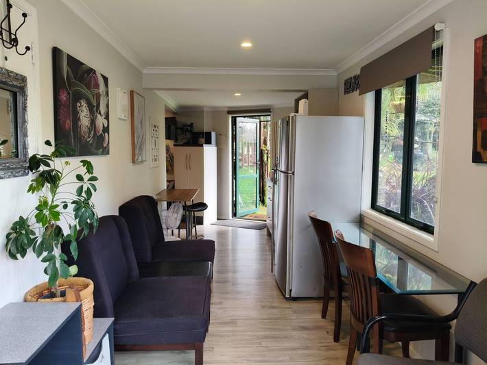 Bed and breakfast for 3 people in New Zealand