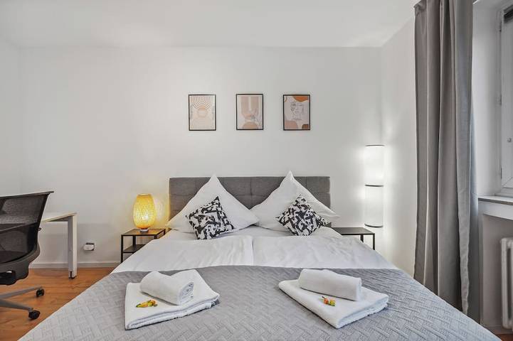 Ganze Wohnung, Moderne 3 Zimmer-Wohnung | 68m² | Parken | Vollausgestattet in Duisburg, Niederrhein