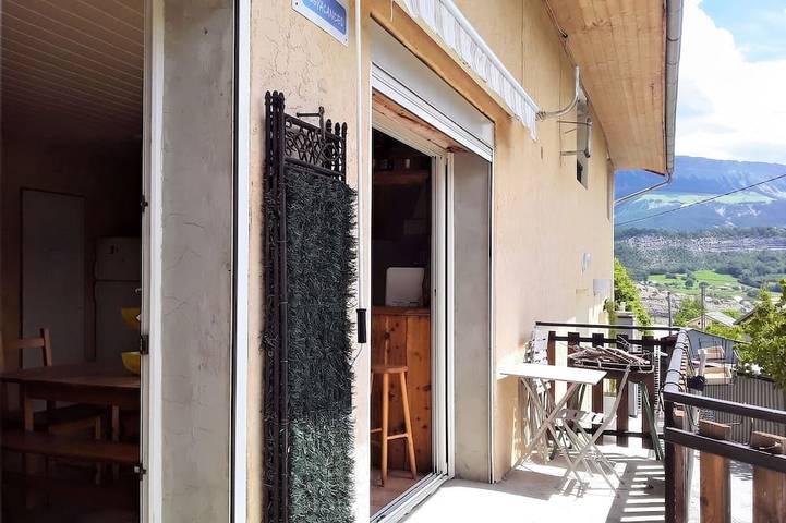 Gîte pour 8 personnes, avec Balcon et Piscine à Selonnet - 2