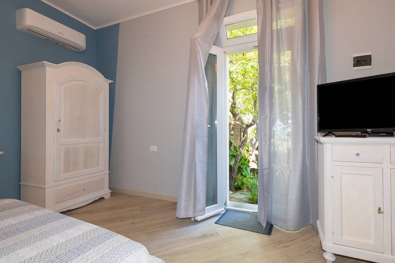 Zimmer 'L'incanto' mit Privatem Garten in Montescudaio, Etruskische Küste
