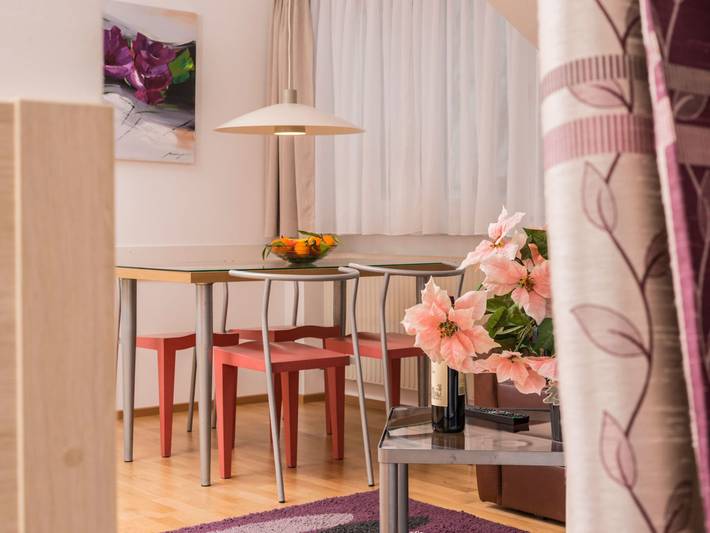 Ganze Wohnung, In Dornbach mit Privater Terrasse in Hernals, Wien