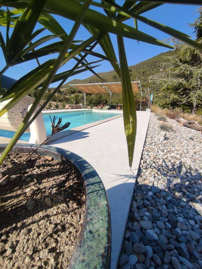 Location de vacances pour 4 personnes, avec piscine ainsi que jardin et vue à Aubres - 3