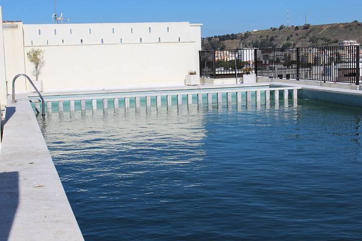 Ferienwohnung für 4 Personen, mit Pool und Balkon - 1