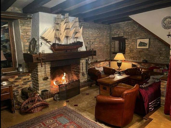 Location de vacances pour 14 personnes, avec jardin ainsi que vue et piscine à Châtel-Censoir - 4