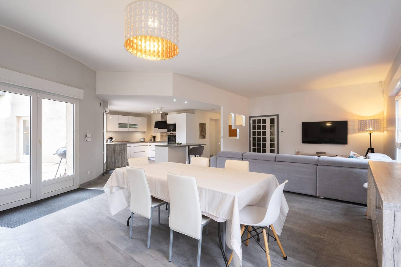 Apartamento entero, Le Château Jeannot in Thionville, Mosela (departamento)