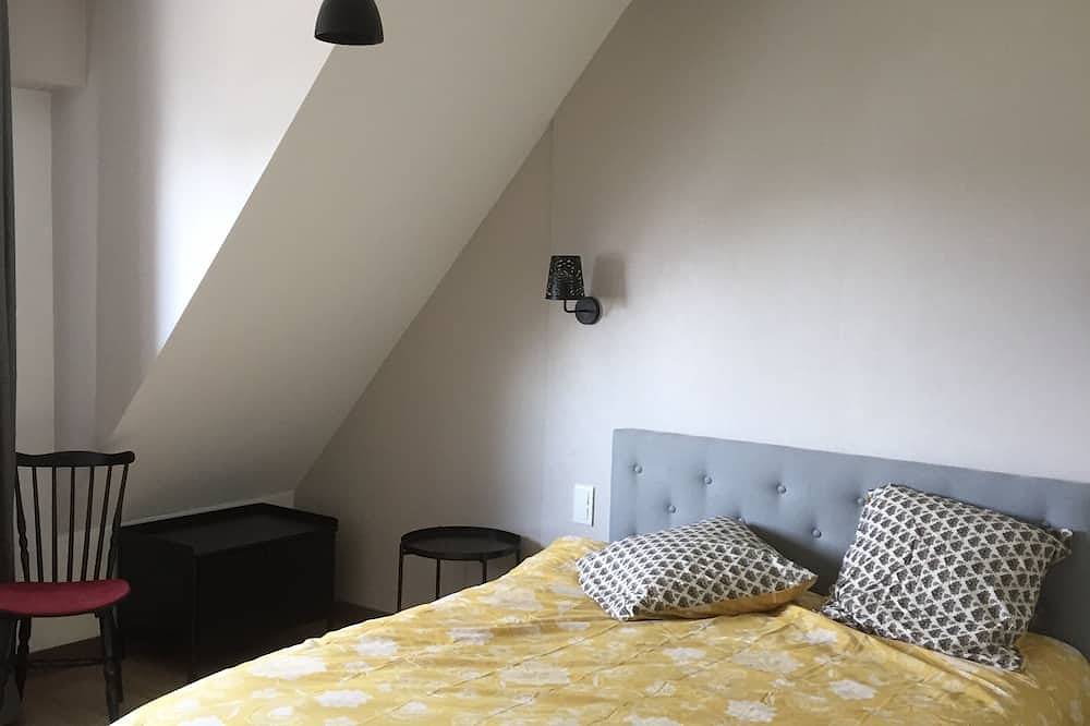 Appartement entier, Appartement 6 personnes, coeur de bourg à 10mm de la plage in Névez, Région de Quimper