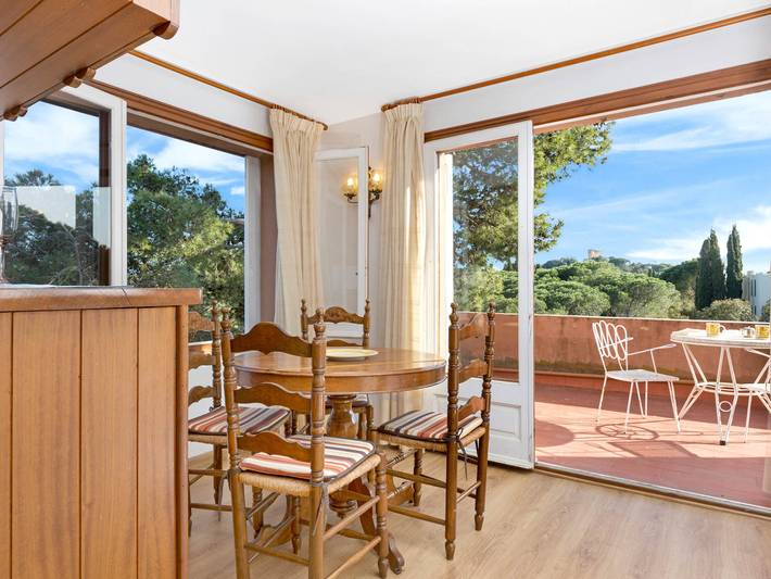 Gîte pour 2 personnes, avec terrasse et piscine dans Calella de Palafrugell - 2