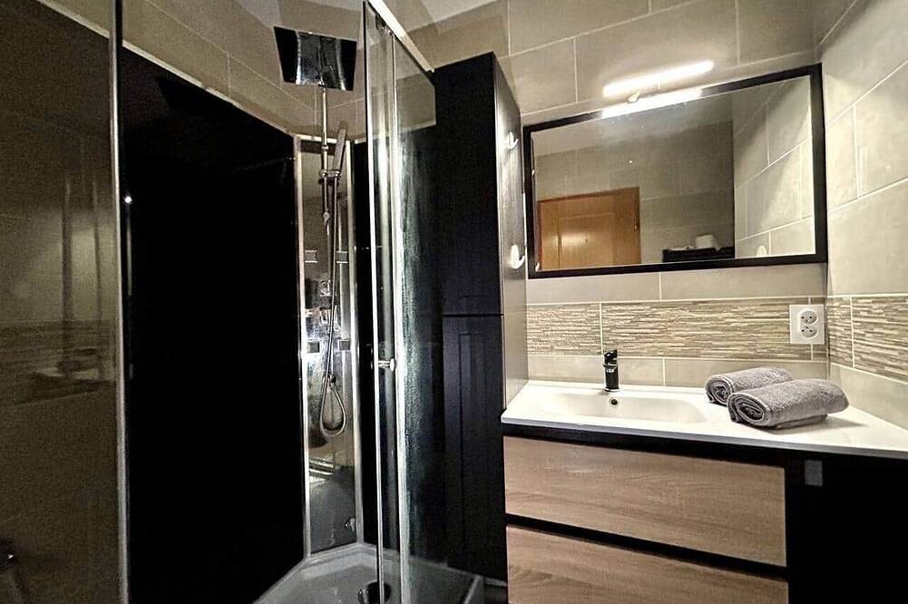 Entire apartment, Sweet Jungle - Stylish, Cocoon and Romantic - Colmar in Bollwiller, Guebwiller region