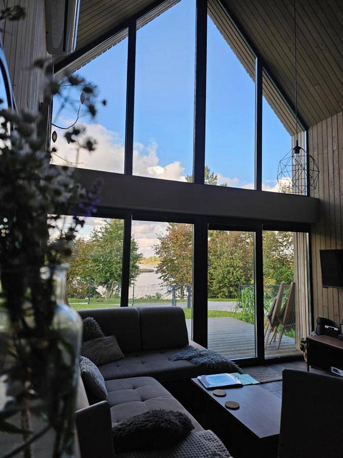 Ferienhaus für 6 Personen, mit Sauna und Seeblick sowie Ausblick und Garten, mit Haustier - 1