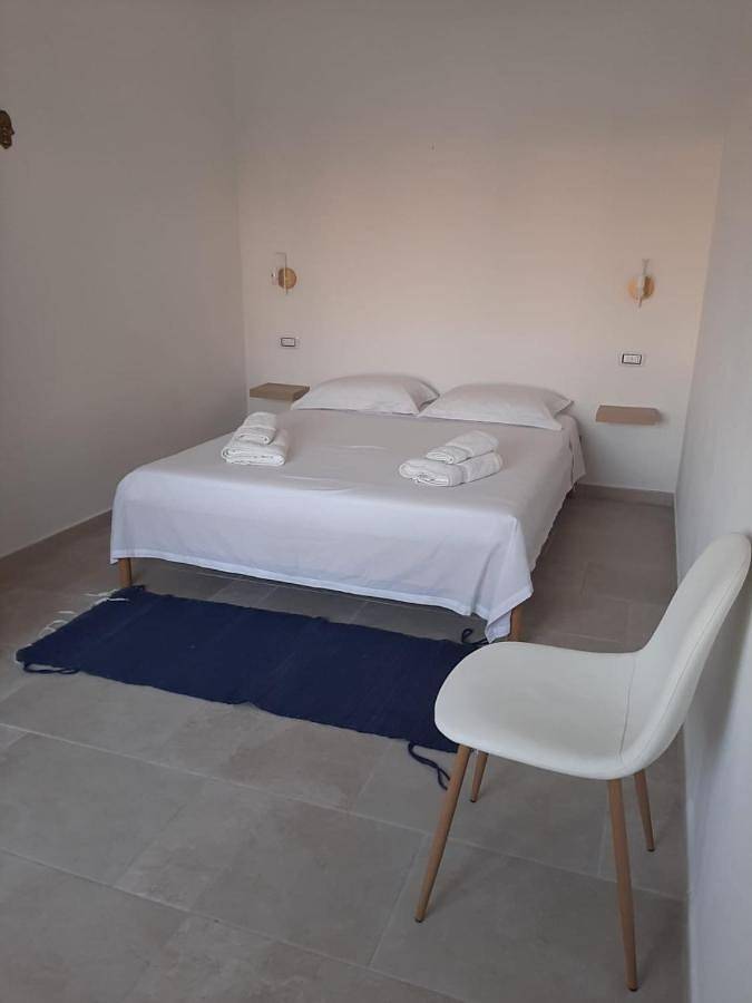 Ferienwohnung für 4 Personen, mit Kinderpool und Ausblick sowie Pool und Garten, mit Haustier - 1