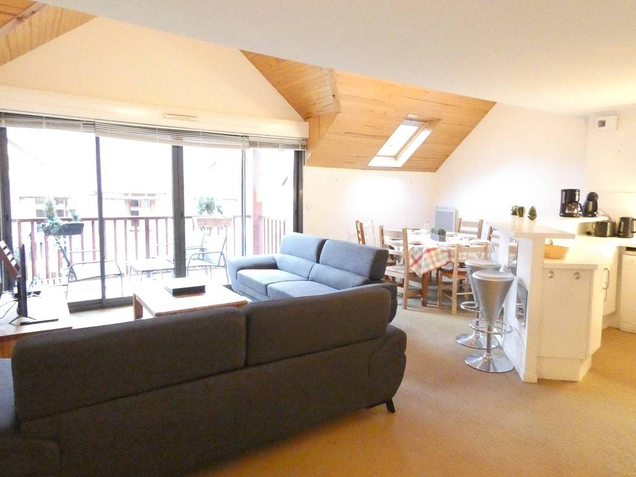 Apartamento entero, Dúplex para 8 con Balcón, en Centro de Saint-Lary-Soulan, Parking, Wifi, Ascensor in Saint-Lary-Soulan, Parque nacional de los Pirineos