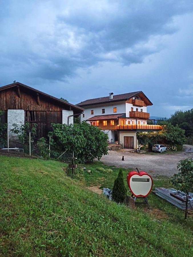 Ferienhaus für 5 Personen, mit Garten und Ausblick, mit Haustier in Partschins