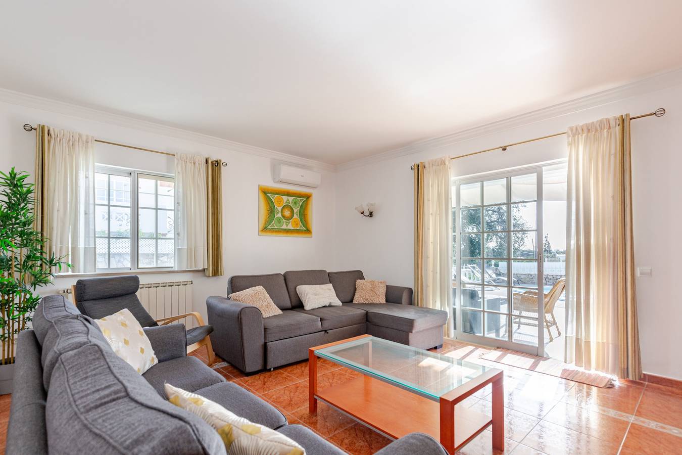 Villa Casanova – 5 dormitorios en suite, piscina privada, a 900 m de la playa in Albufeira, Distrito de Faro