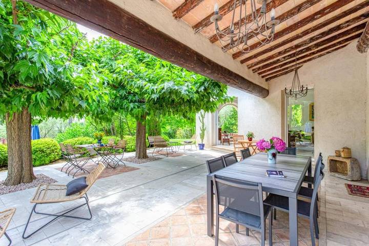 Chambre d’hôte pour 2 personnes, avec terrasse et jardin ainsi que piscine et vue à Grasse - 4