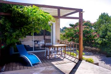 Cottage pour 2 personnes, avec piscine et jardin à Mirepeisset