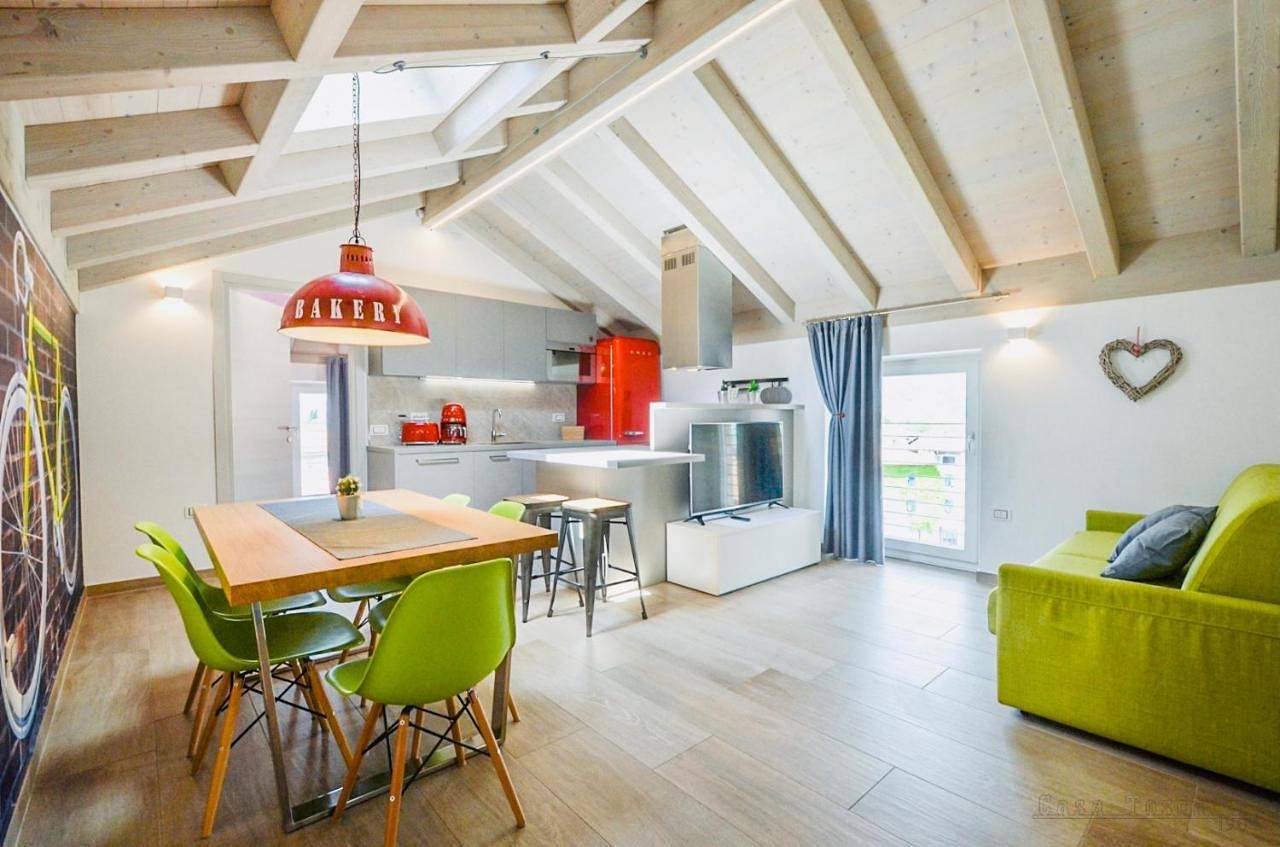Ganze Wohnung, Casa Tosca - Holiday Home in Torbole, Nago-Torbole