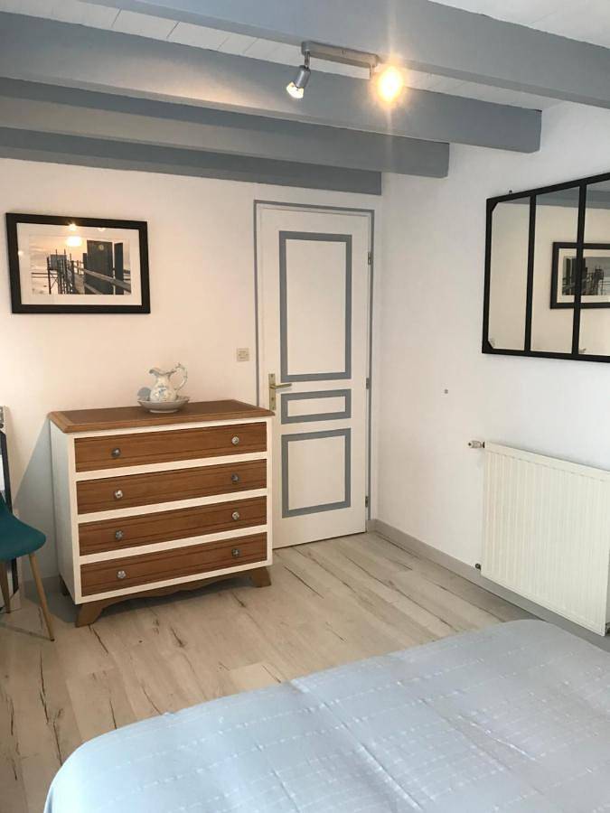 Maison de campagne pour 2 personnes, avec terrasse et jardin à Ardillières - 4