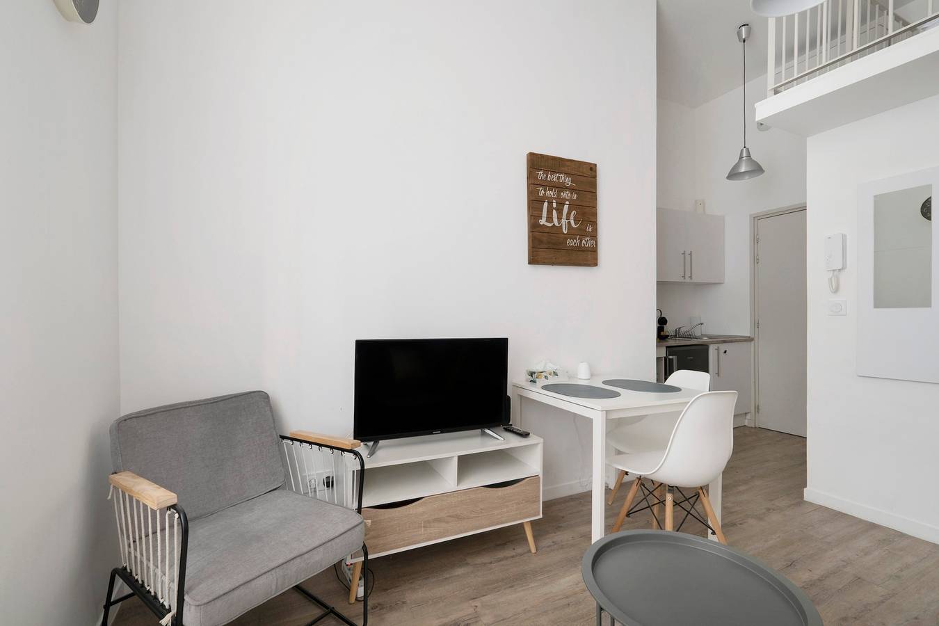 Entire studio, Charming Air-Conditioned Studio in Cannes in Cannes, Mediterranean Coast (France)