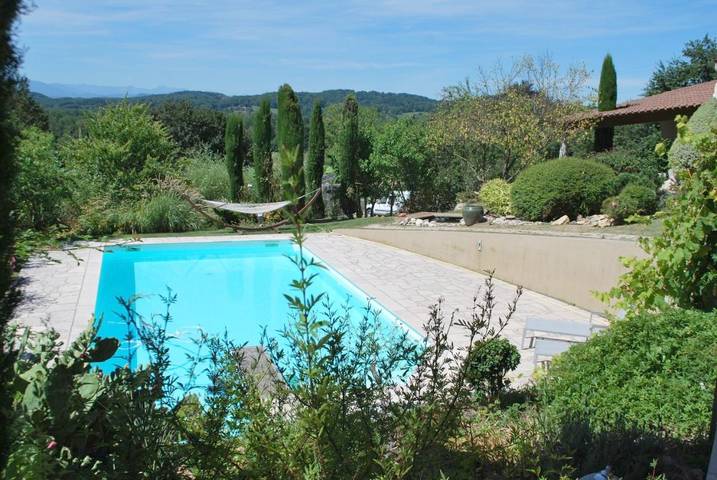 Location de vacances pour 4 personnes, avec sauna et jardin ainsi que piscine et jacuzzi à Salies-du-Salat - 2