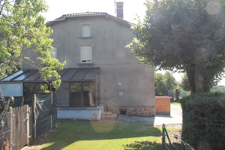 Gîte pour 5 personnes, avec jardin, animaux acceptés