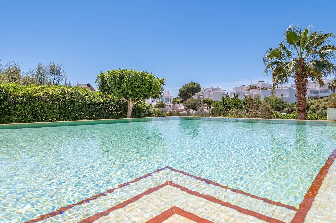 Maison de vacances "La Siesta" avec piscine privée, terrasses privées et Wi-Fi in Cala d'Or, Santanyí