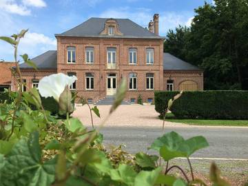 Chambre d’hôte pour 2 personnes, avec jardin à Humières