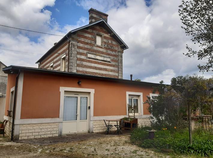 Gîte pour 2 personnes, avec jardin