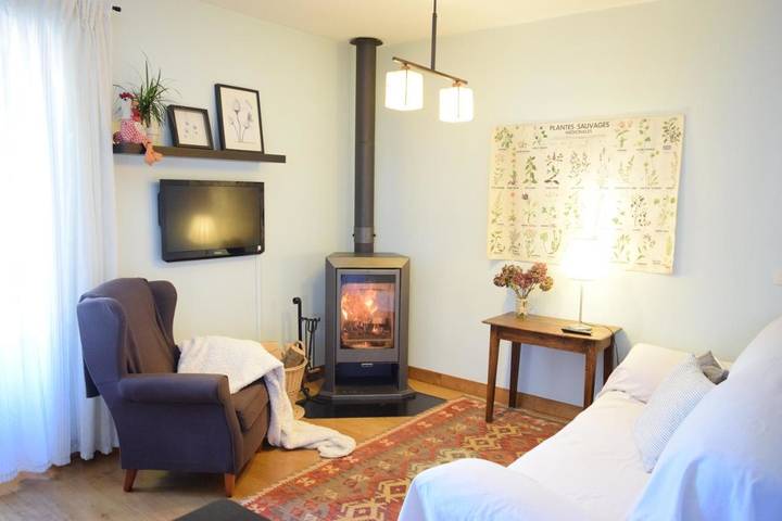 Gîte pour 4 personnes, avec terrasse à Lesaka - 2