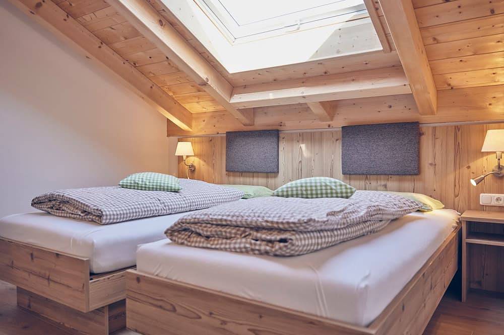 Ganze Wohnung, Ferienwohnung Kastanie, 91 qm, zwei Schlafzimmer und Balkon in Bad Aibling, Landkreis Rosenheim