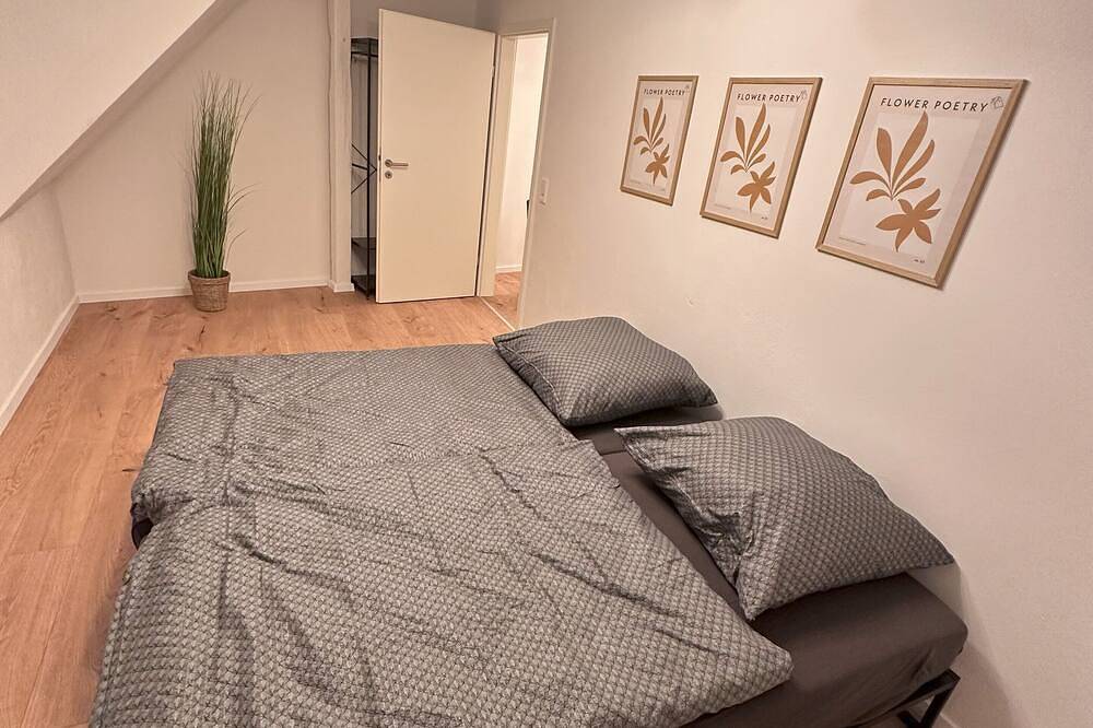 Ganze Wohnung, Flexhome Stilvolle Ferienwohnung in Lippstadt, Nordrhein-Westfalen