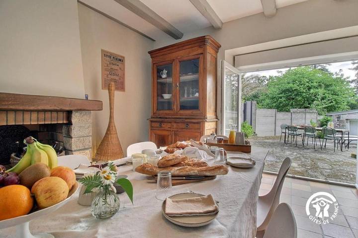 Chambre d’hôte pour 2 personnes, avec terrasse dans Theix-Noyalo - 2