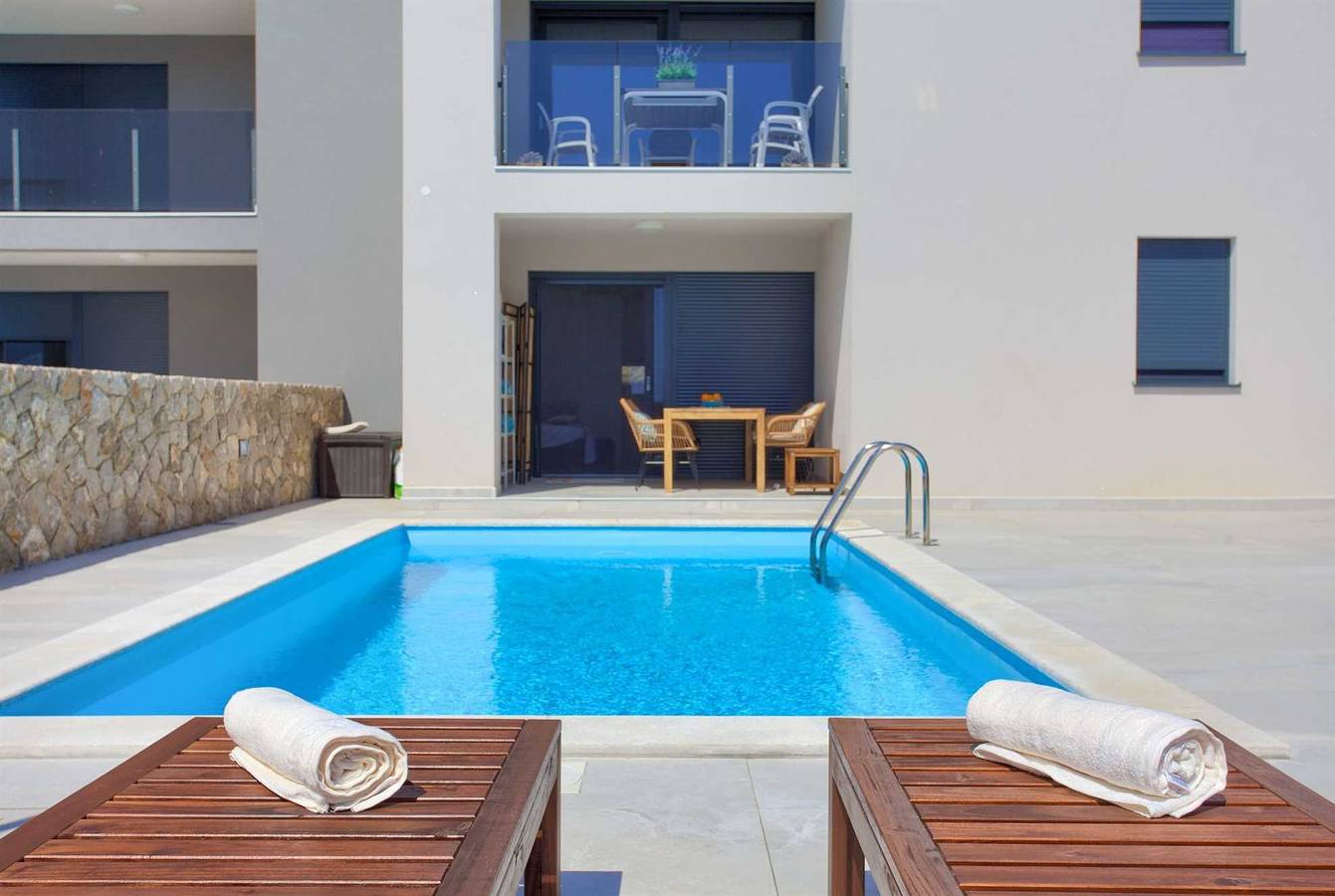 Apartamento entero, Apartamento Sea La Vie con piscina in Krk Ciudad, Krk (isla)