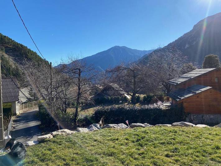 Gîte pour 3 personnes, avec terrasse ainsi que piscine et jardin à Saint-Martin-Vésubie - 3