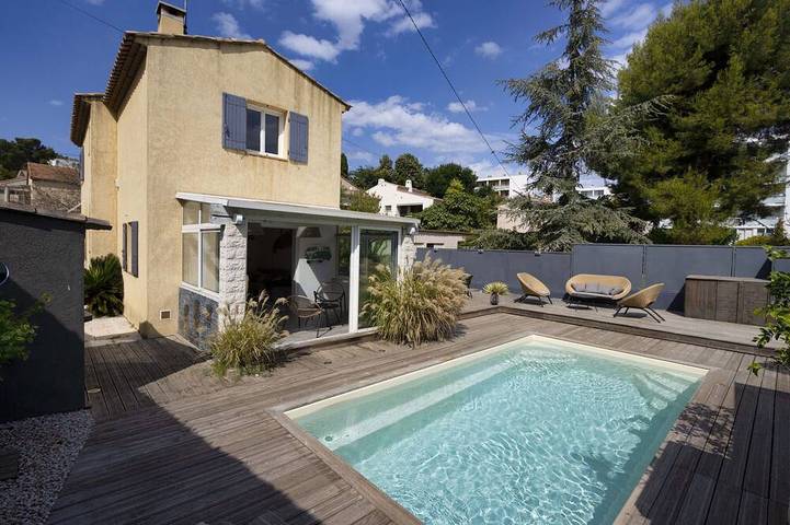Chalet pour 8 personnes, avec terrasse et jardin