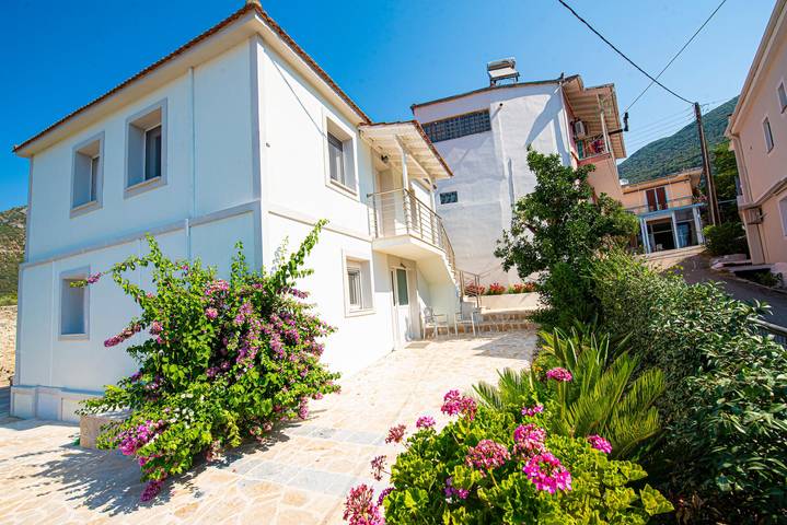 Ferienwohnung für 4 Personen, mit Garten auf Lefkada